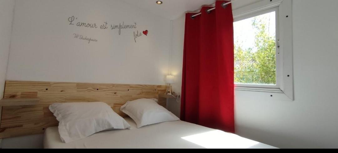 Bungalow Au Pied Du Luberon Saint-Martin-de-la-Brasque Zewnętrze zdjęcie